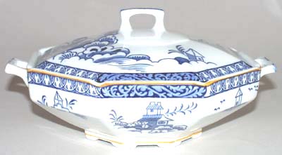 Vegetable Dish with Cover c1920s